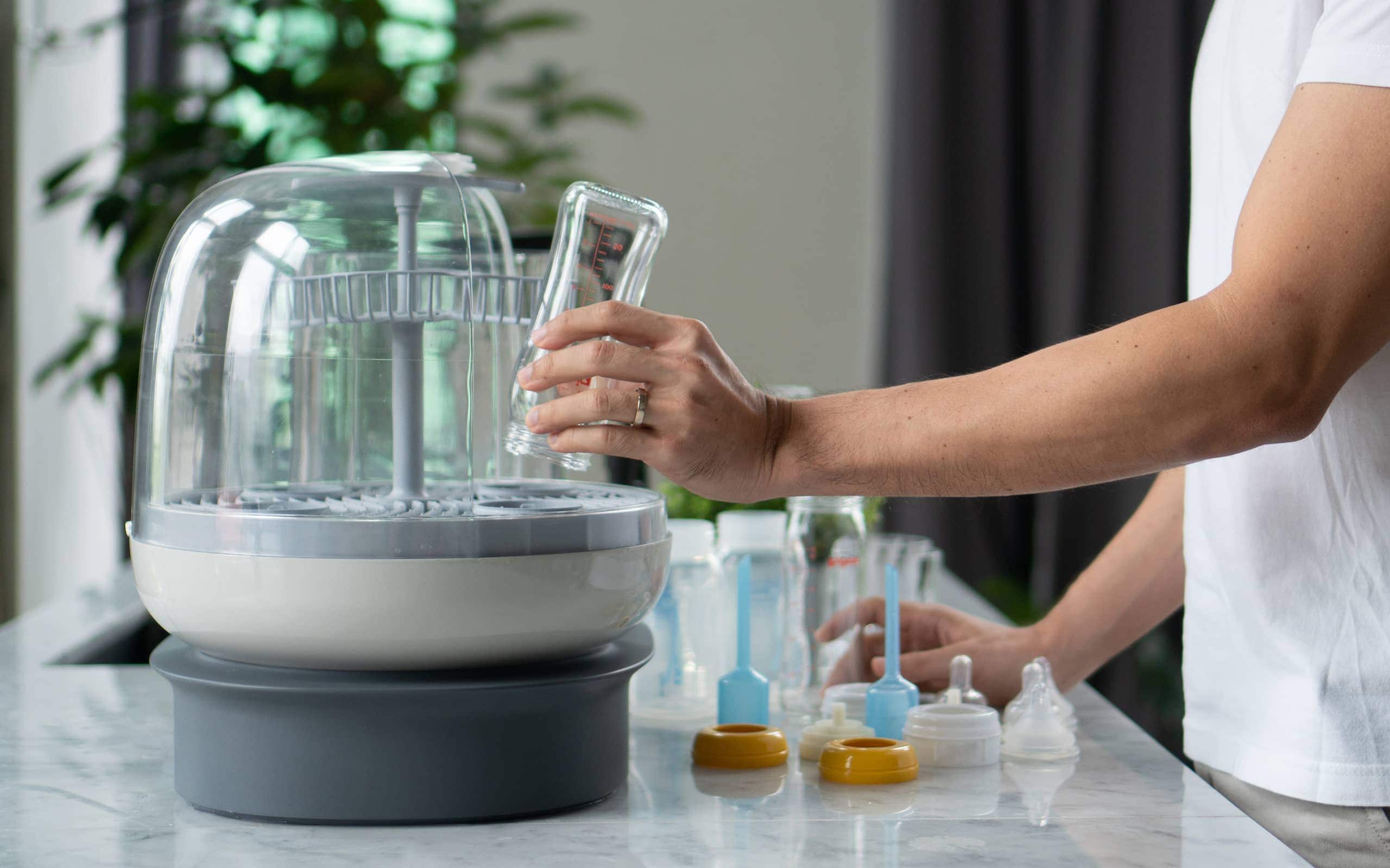 BottleBath_Loading_Bottles